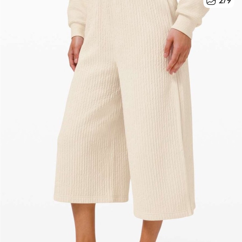 Help:) In Search Of: Lululemon Cream Textured Wide Leg Pants Size 6 or 8 - Picture 2 of 3